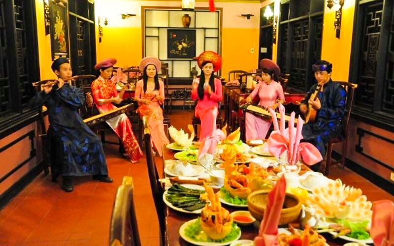Photograph the festive spirit of Vietnam’s culture